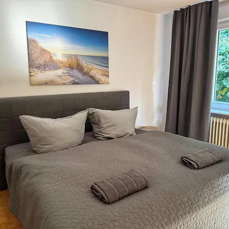 3 Mit Sauna *